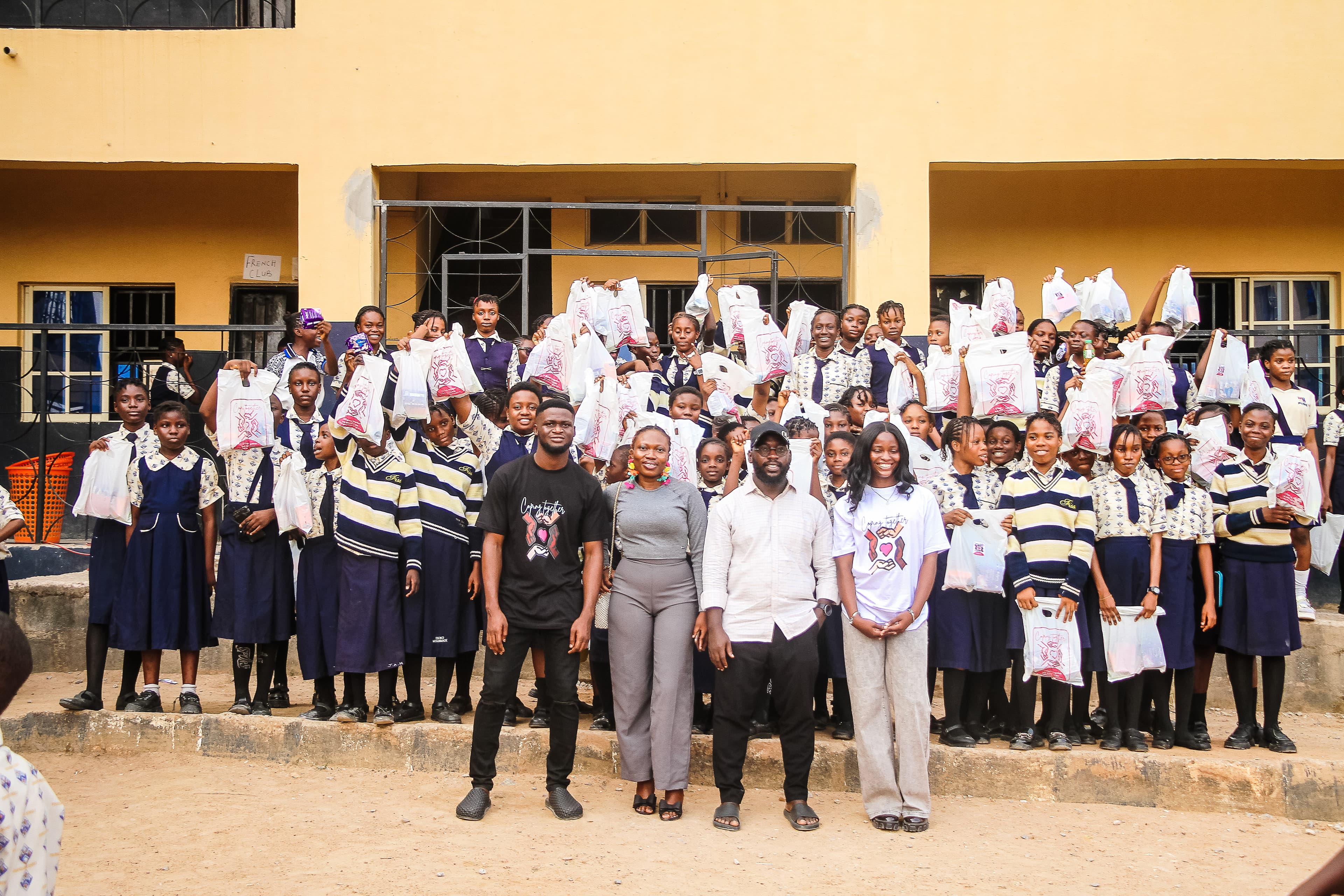 Group photo after the outreach